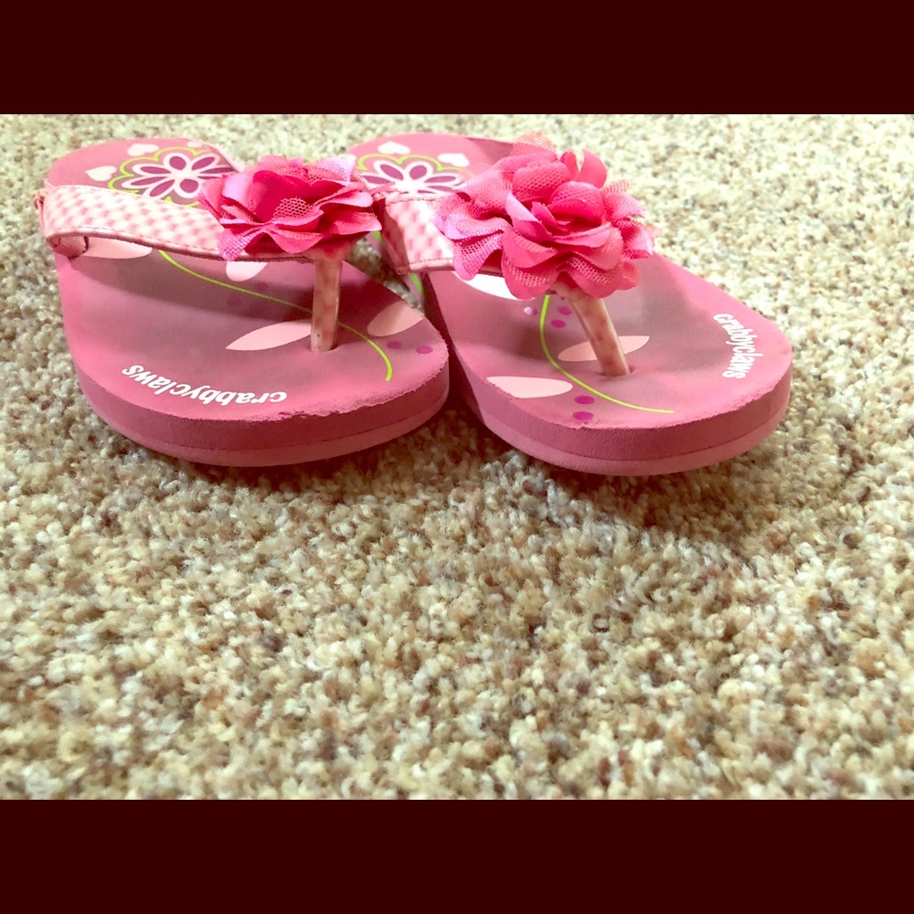 Crabby Claws sandals